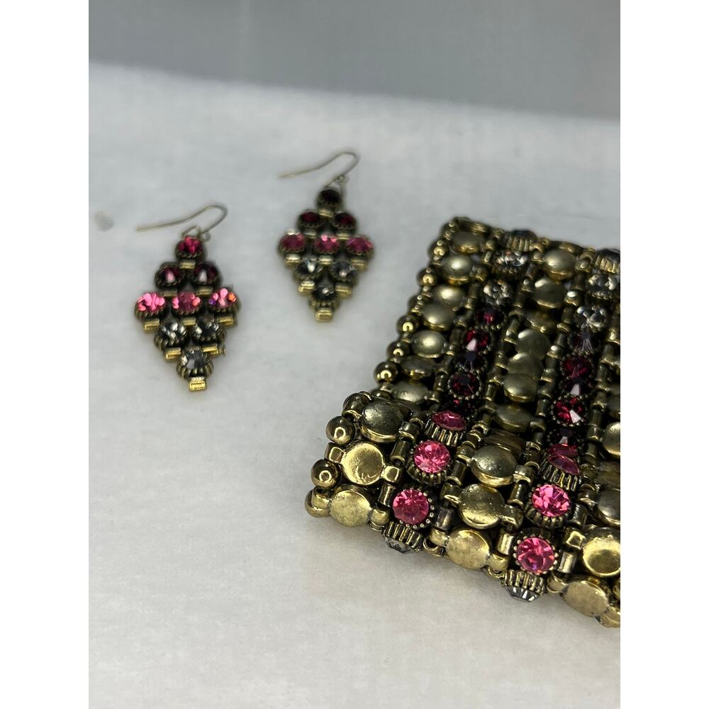 Luxury Fashion Jewelry Set CACHE Stretch Bracelet and Earrings Set NEW